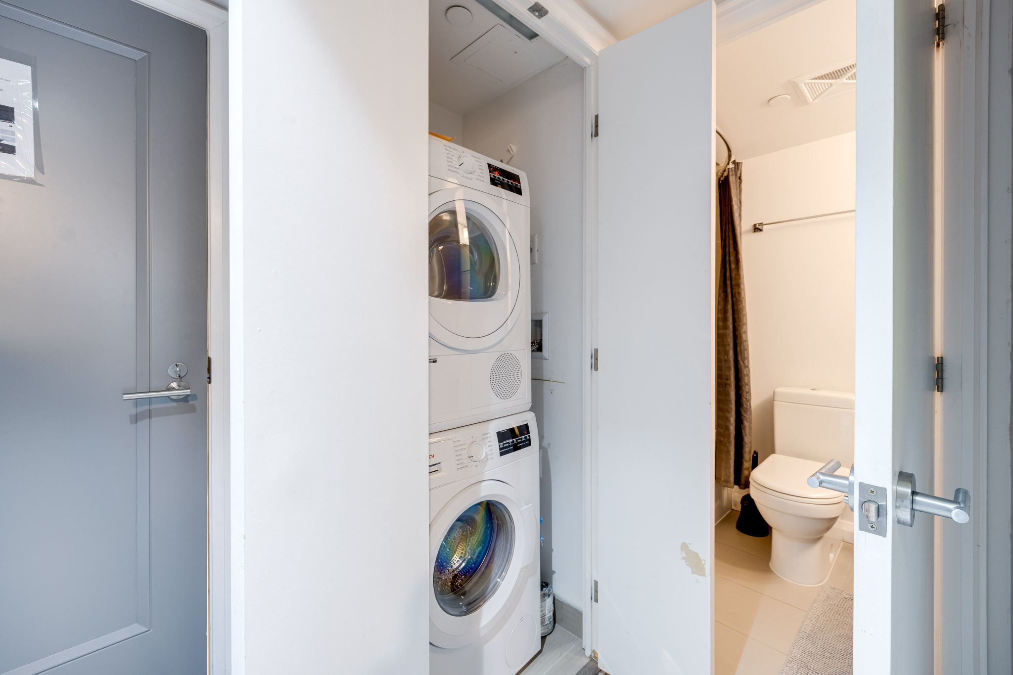 Toronto property showcase — delivered property photograph 20