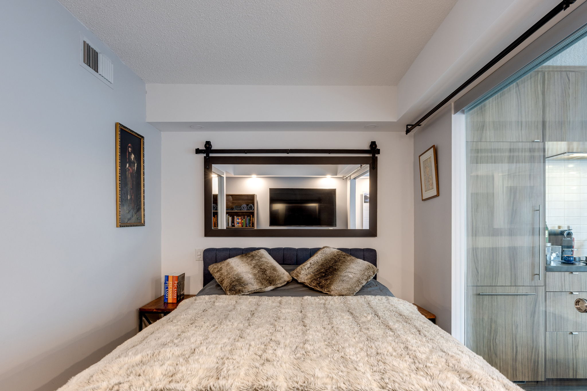 Toronto property showcase — delivered property photograph 13