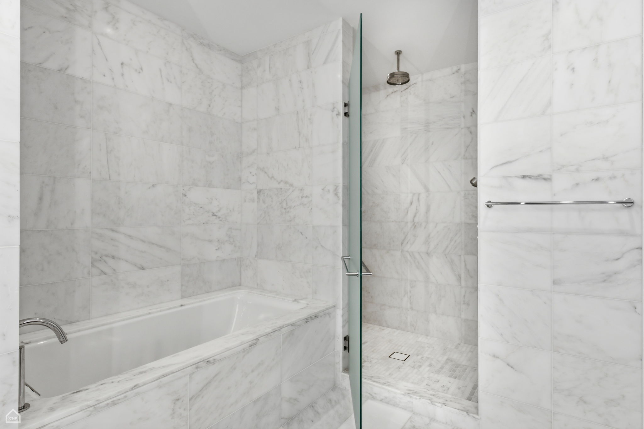 1550 N Clark St 903 - Amit Vyas_CHP2026_024