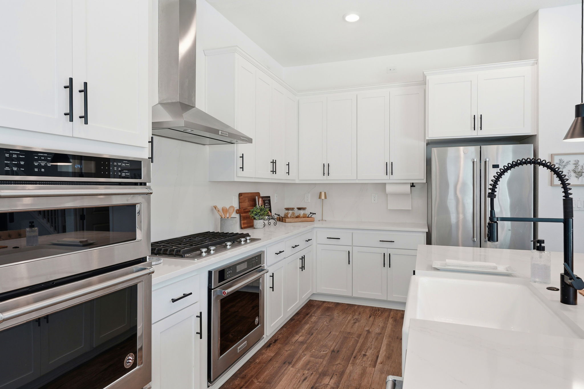 020_F8_1550 Plumas Dr