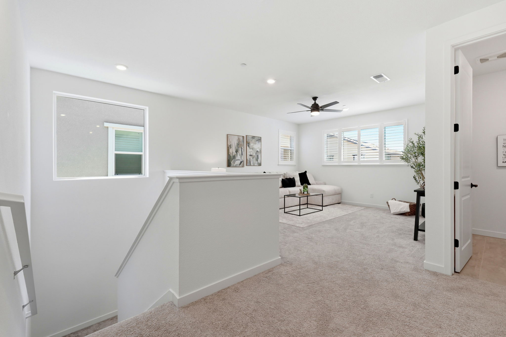 027_F8_1550 Plumas Dr