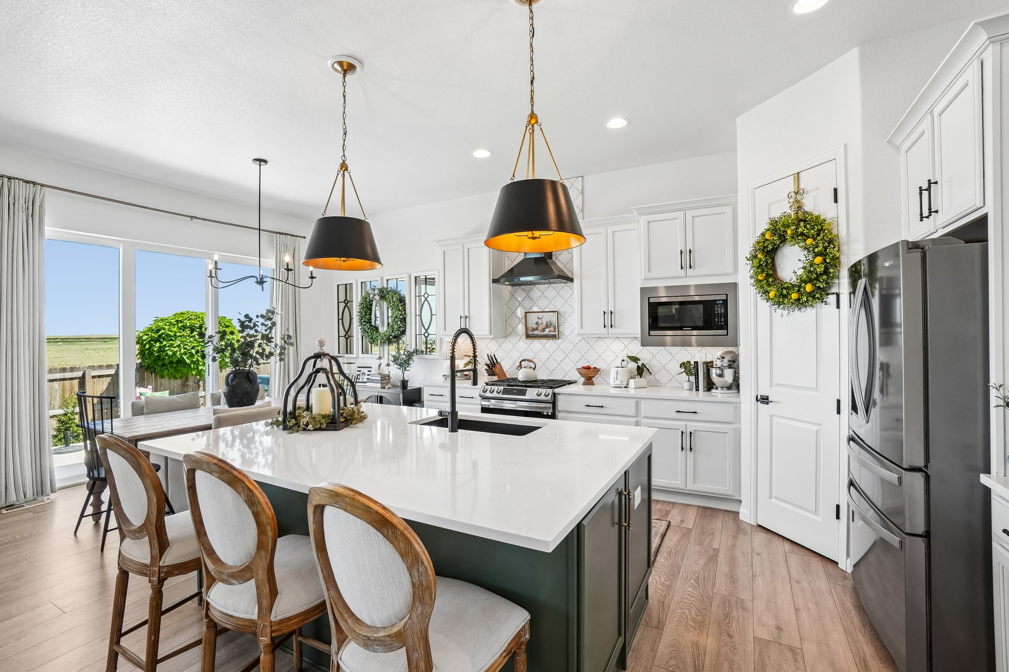 1550 S Gardenia Dr-S1706-012.jpg
