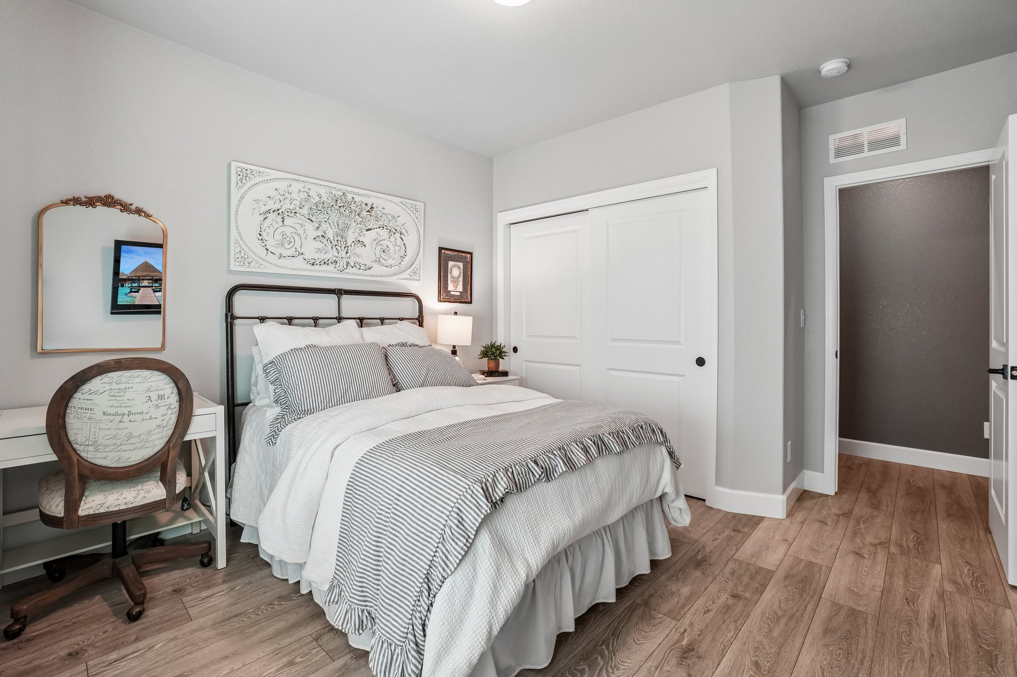 1550 S Gardenia Dr-S1706-017.jpg