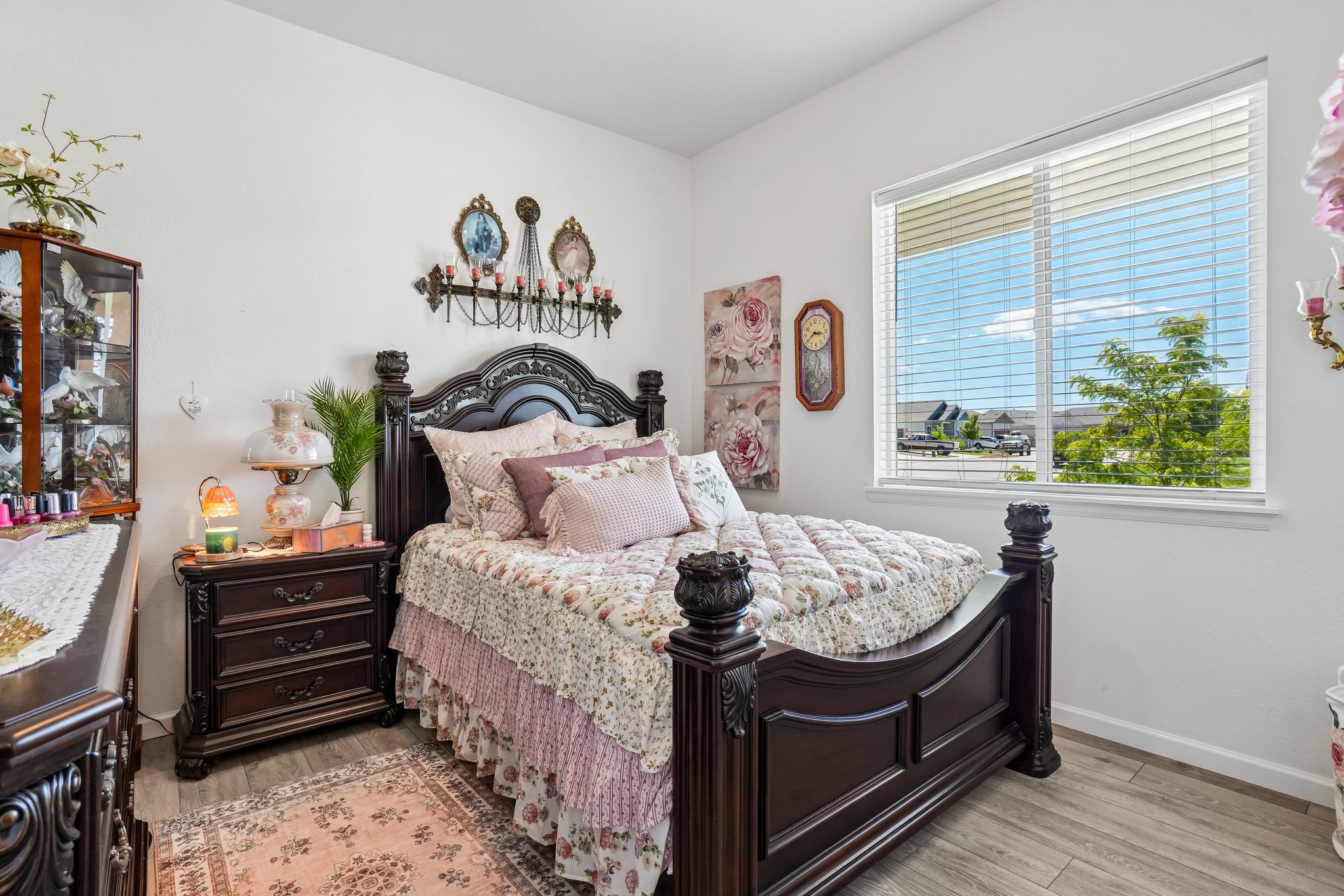 1550 S Gardenia Dr-S1706-021.jpg