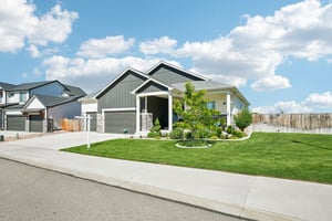 1550 S Gardenia Dr-S1706-002.jpg