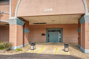 1550 Sheridan Dr (30)