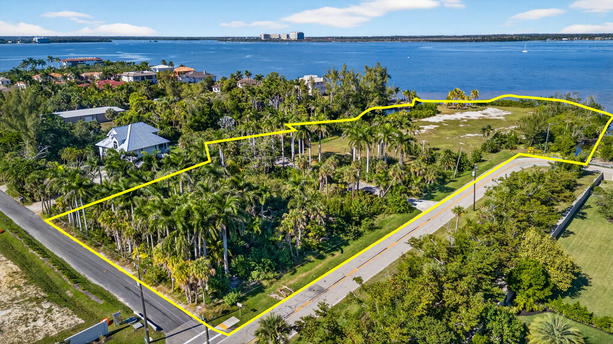 Aerial 14 -Lot Lines