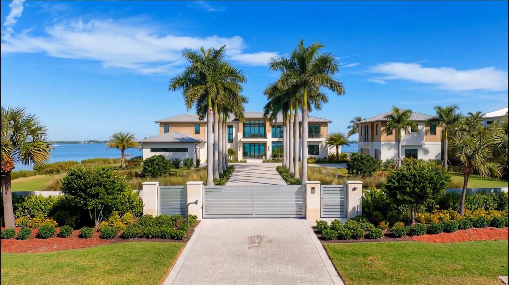 Aerial Front Exerior Virtual