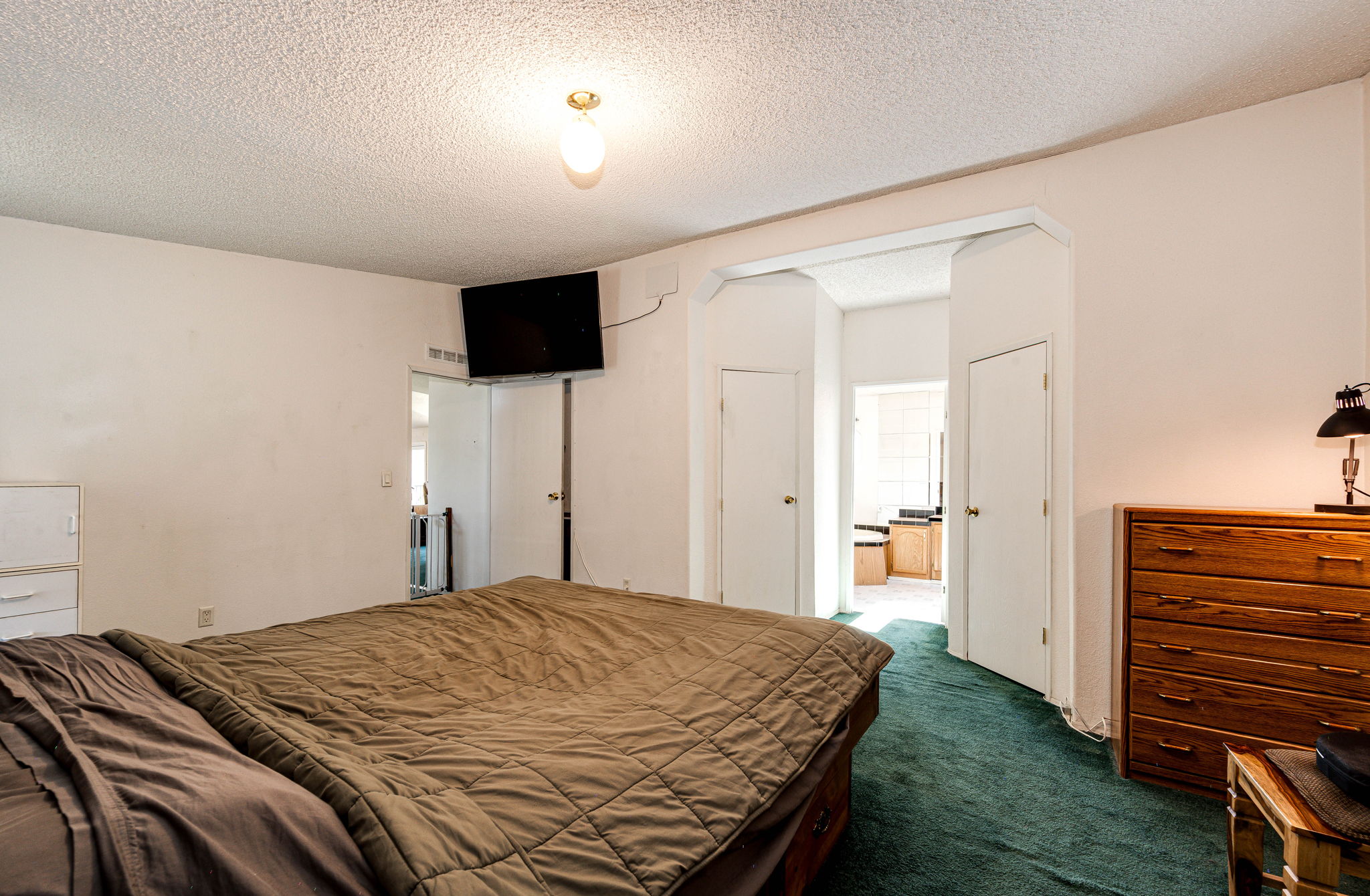  Photo 23