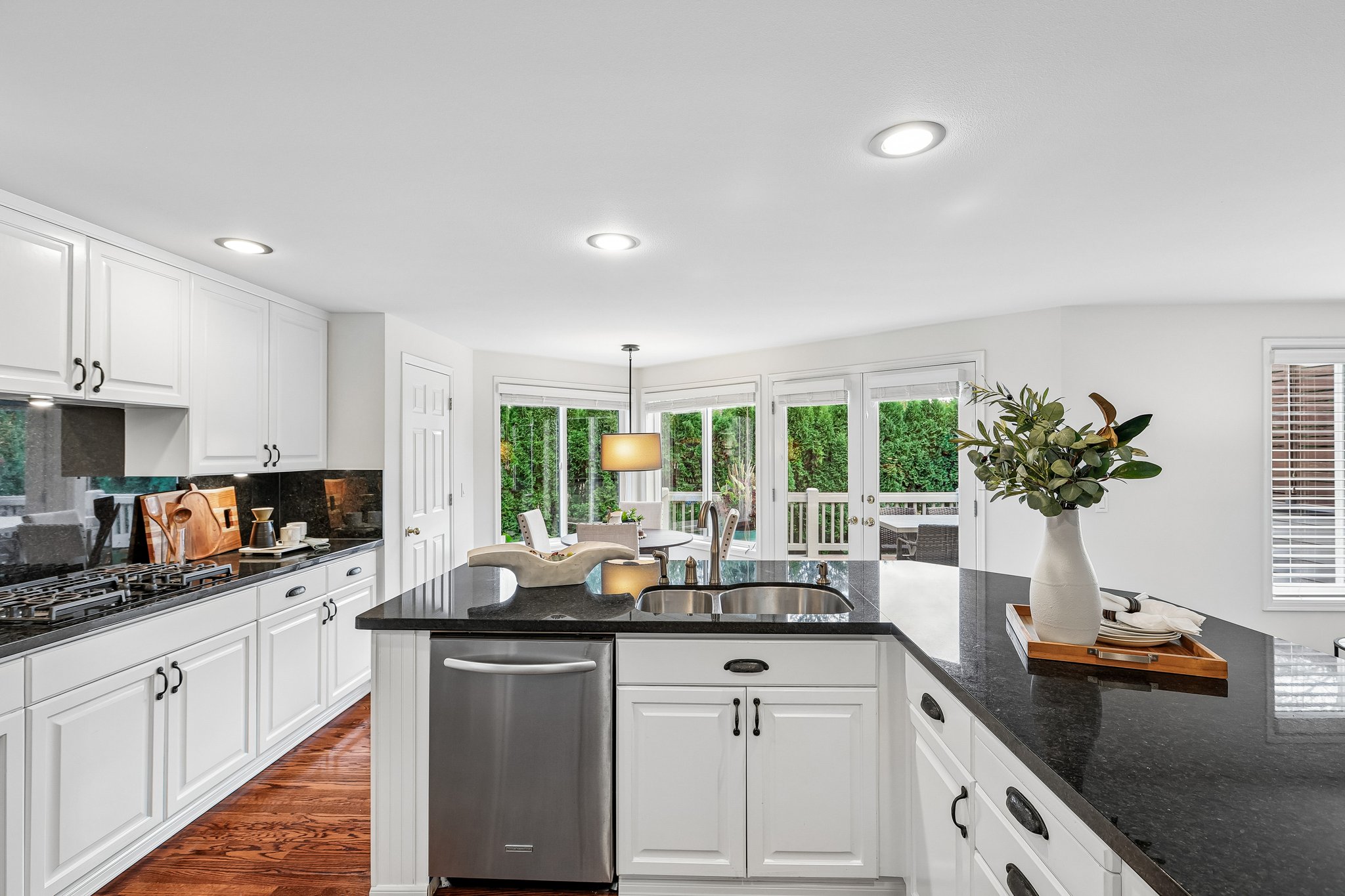 33rd Ave SE-S2410-013.jpg