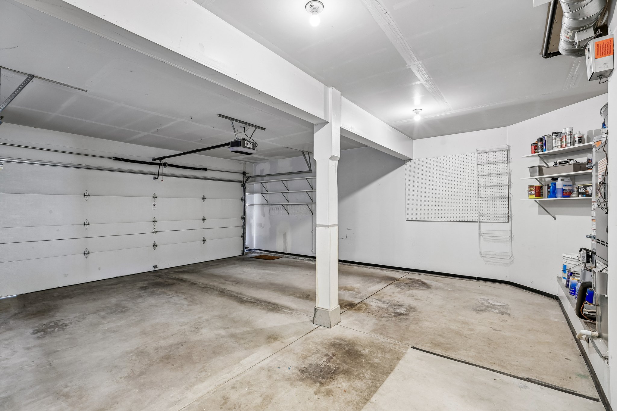 33rd Ave SE-S2410-044.jpg