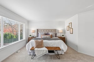 33rd Ave SE-S2410-031.jpg