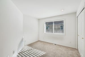 33rd Ave SE-S2410-037.jpg