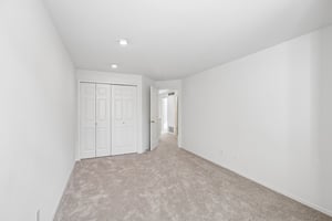33rd Ave SE-S2410-043.jpg