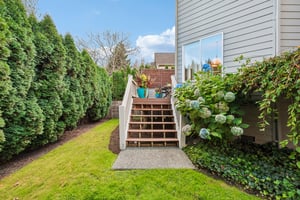 33rd Ave SE-S2410-049.jpg