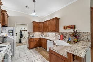 15508 Swallowtail Rd_012.jpg