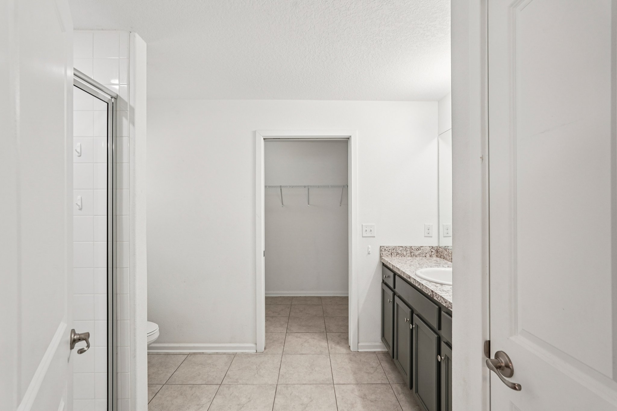 Blue Bayou Cir-S2802-026.jpg