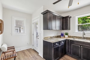 Preston Ave-S1006-023.jpg