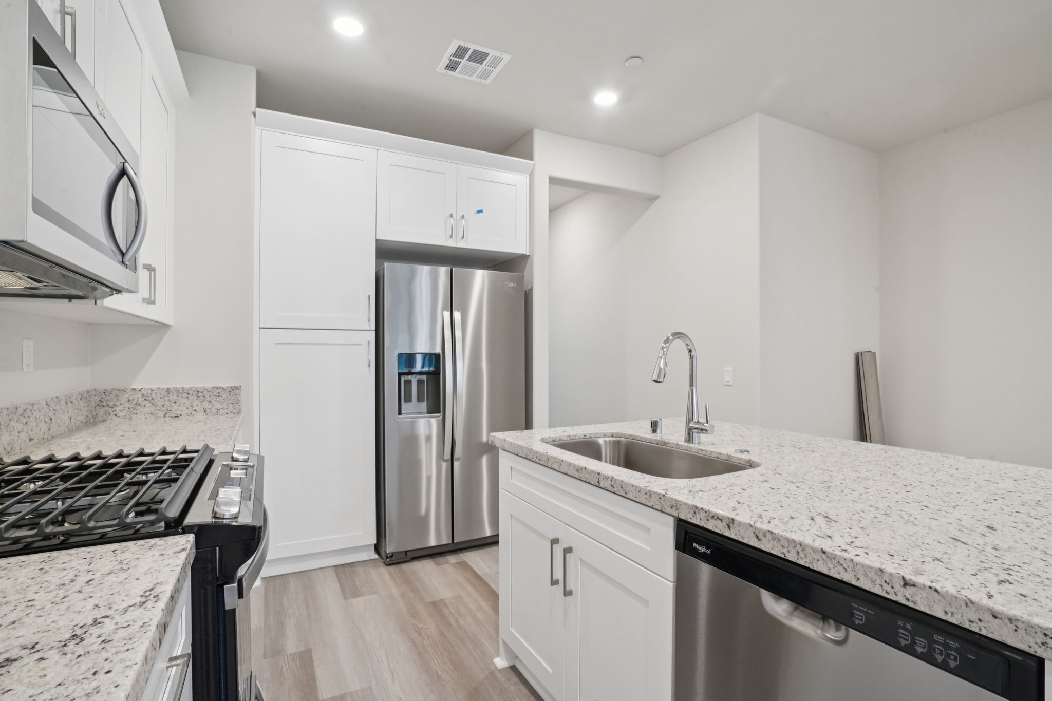 So Cal - Stratus - 1551 Stratus Dr Pomona CA 91768 - 008