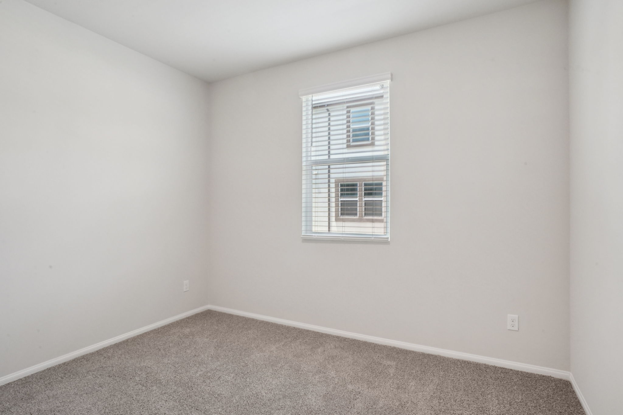 So Cal - Stratus - 1551 Stratus Dr Pomona CA 91768 - 013