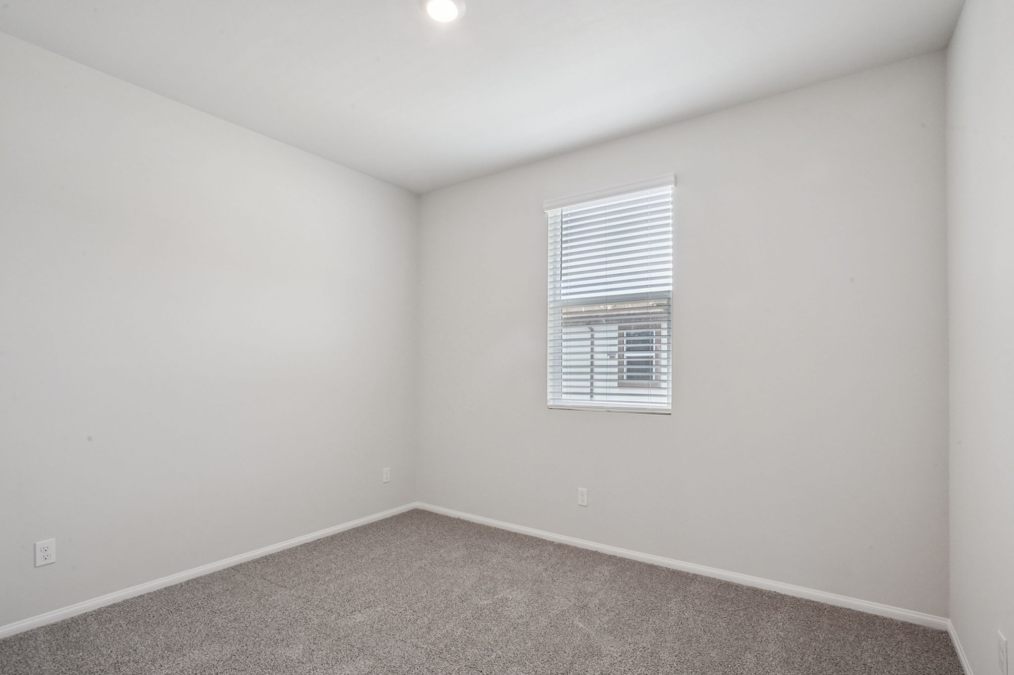 So Cal - Stratus - 1551 Stratus Dr Pomona CA 91768 - 017