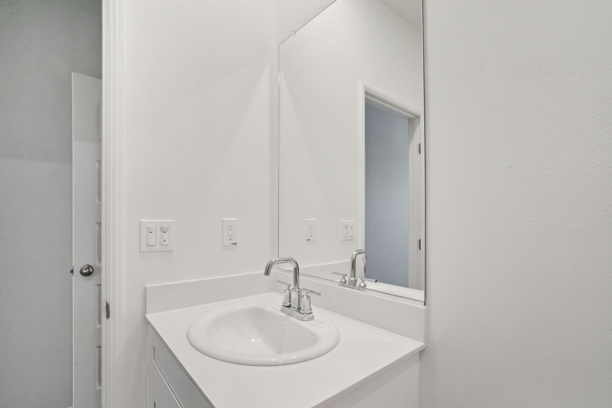 So Cal - Stratus - 1551 Stratus Dr Pomona CA 91768 - 024
