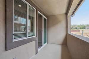 So Cal - Stratus - 1551 Stratus Dr Pomona CA 91768 - 027