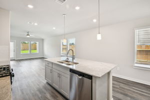 Houston- Mavera-15514 Olive Ter Trl, Conroe, TX 77302-014