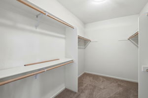 036_F8_15515 Corinne Dr