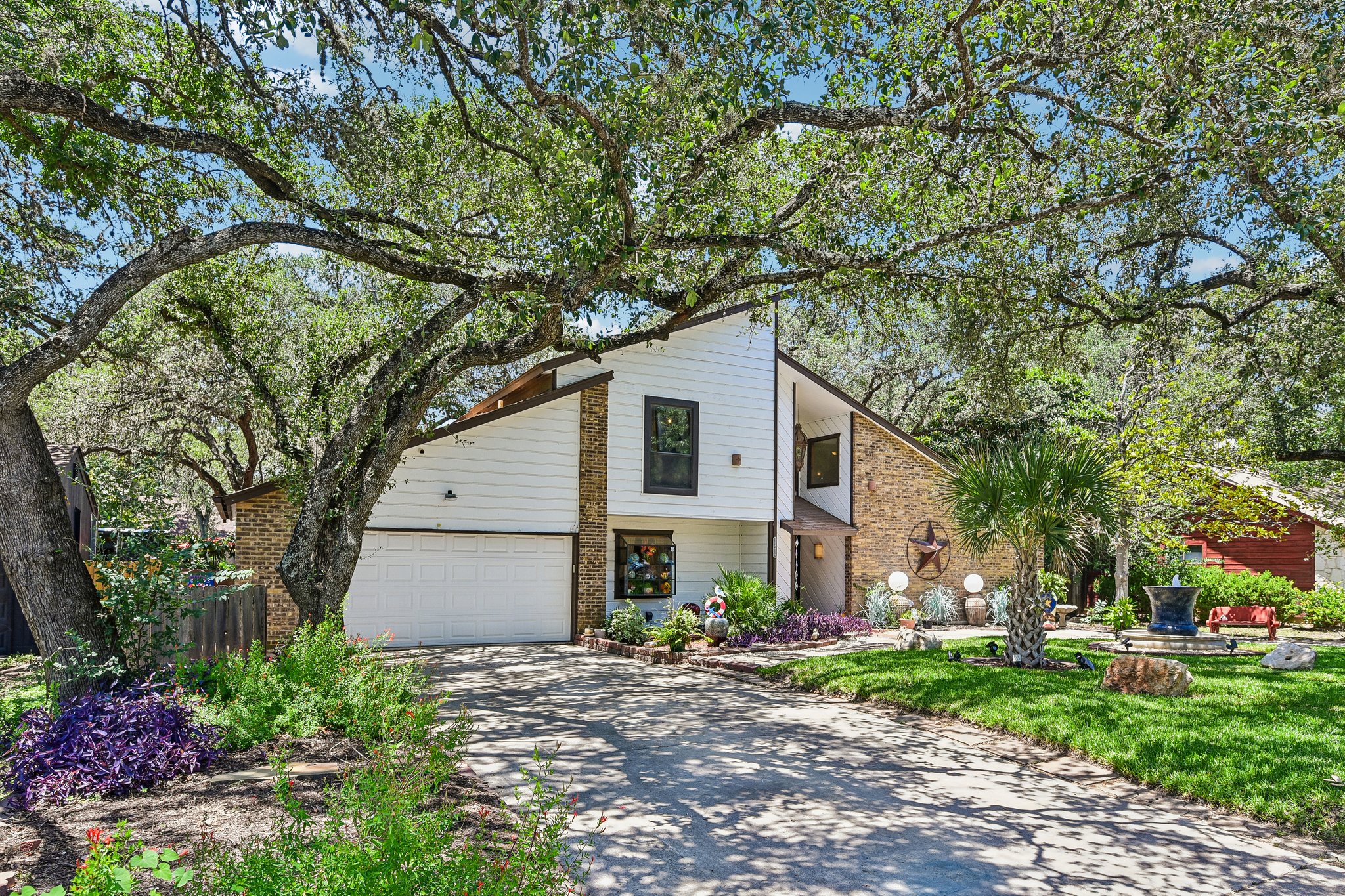 Long Creek St-S2207-003.jpg