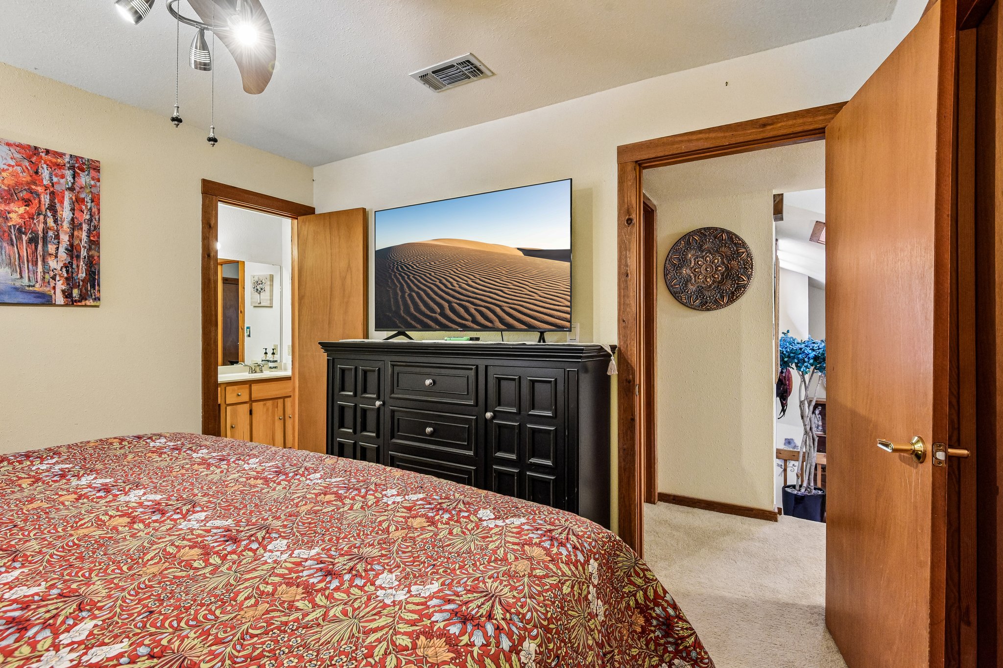 Long Creek St-S2207-026.jpg