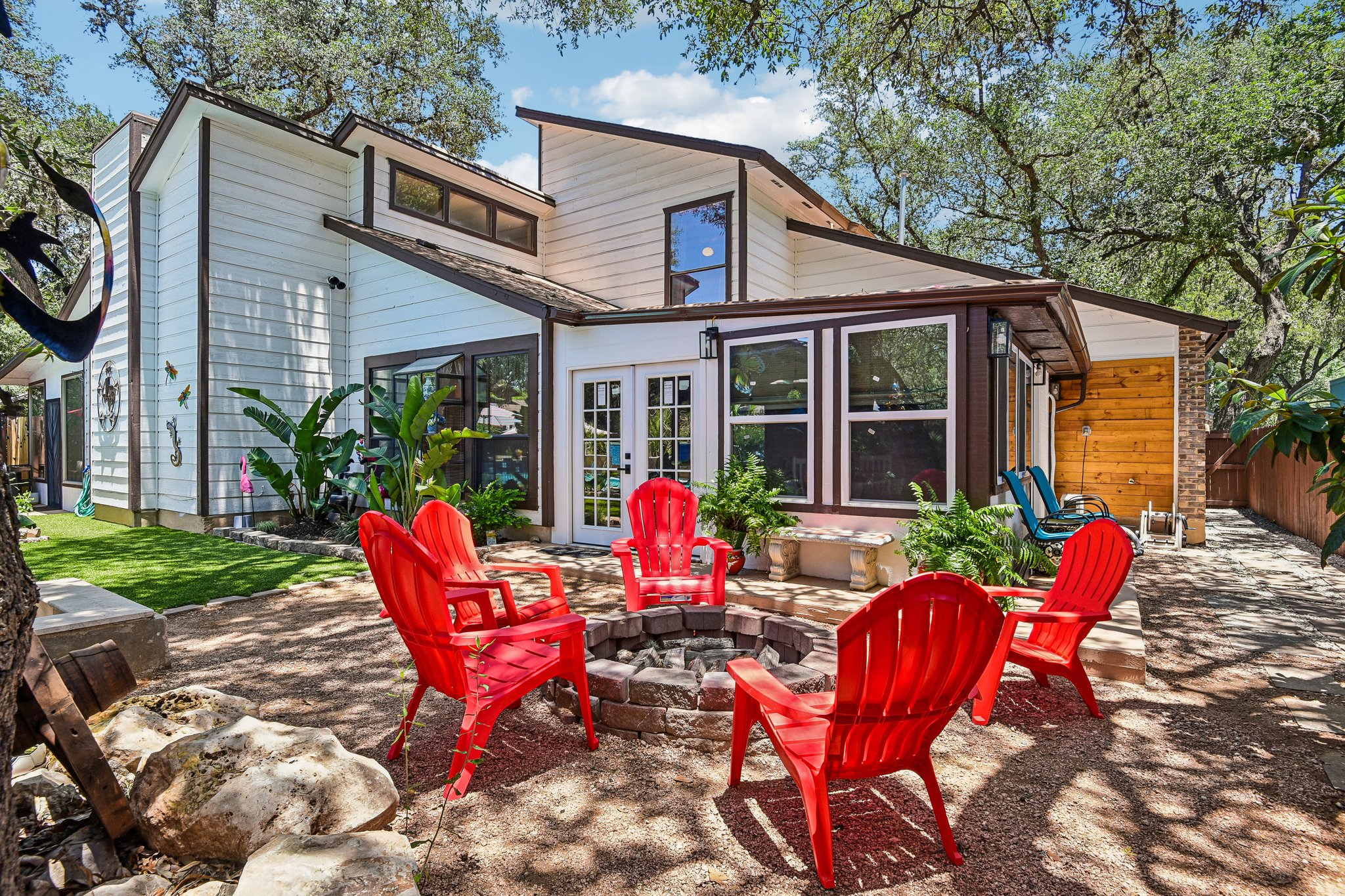 Long Creek St-S2207-061.jpg