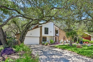 Long Creek St-S2207-003.jpg