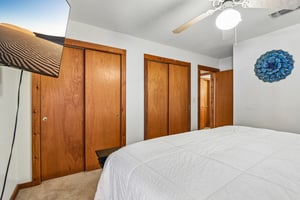 Long Creek St-S2207-032.jpg