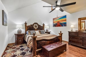 Long Creek St-S2207-035.jpg