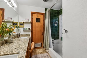 Long Creek St-S2207-040.jpg