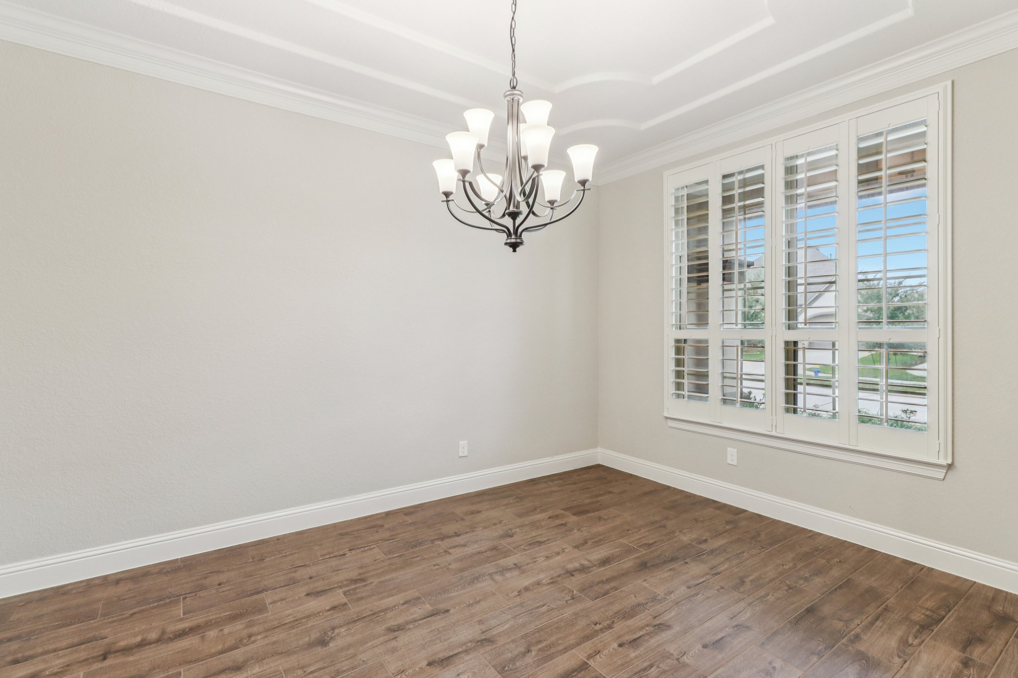 Patten Forest Dr-S0901-014.jpg