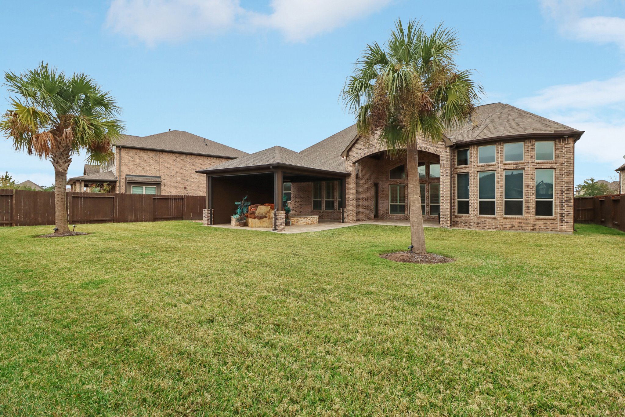 Patten Forest Dr-S0901-049.jpg