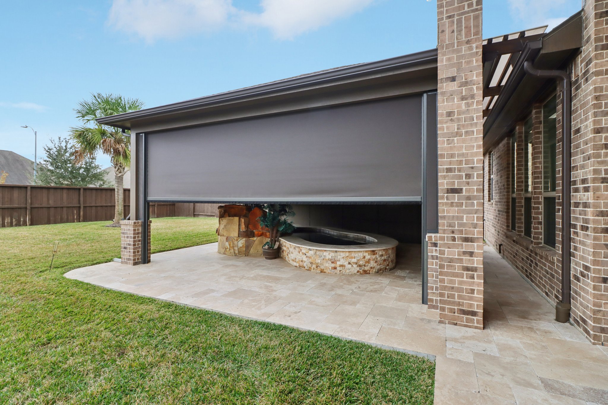 Patten Forest Dr-S0901-052.jpg