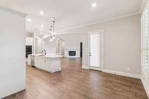 Patten Forest Dr-S0901-013.jpg