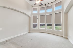 Patten Forest Dr-S0901-023.jpg