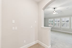 Patten Forest Dr-S0901-030.jpg