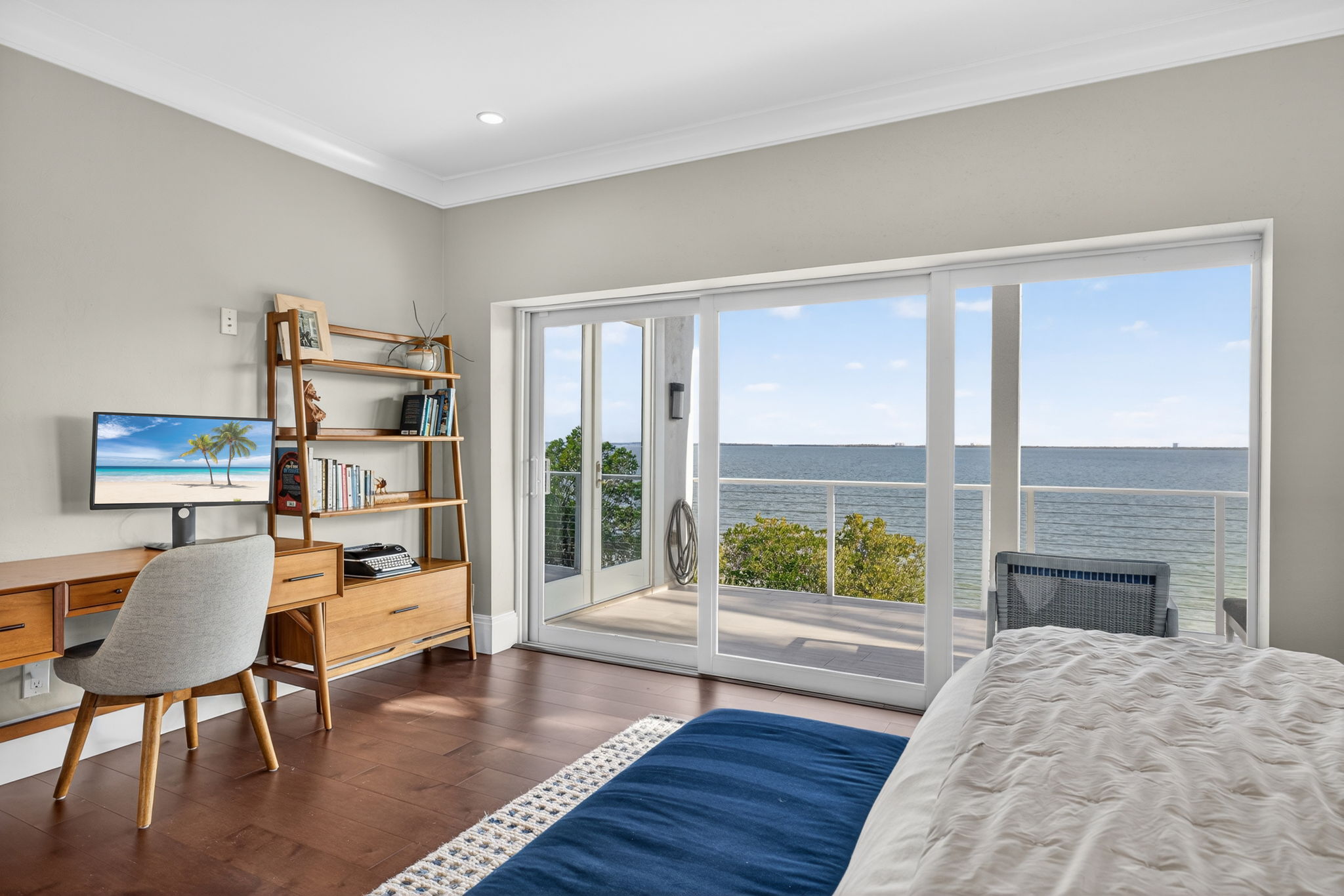 Guest Bedroom  3 of 4