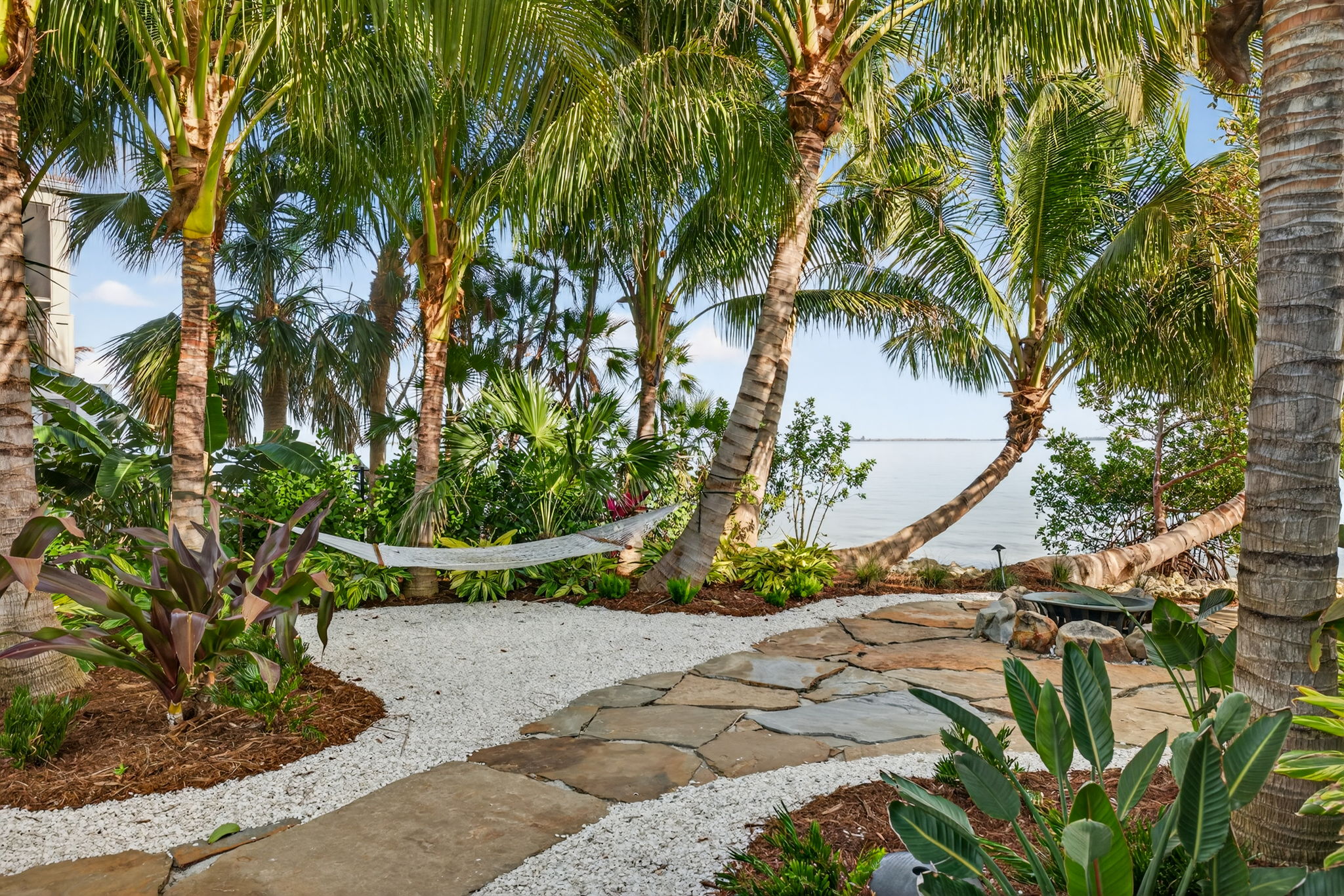 Rear Exterior 3 of 5