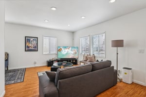 Faysmith Ave-S3009-005 (2).jpg