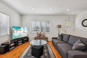 Faysmith Ave-S3009-006 (2).jpg