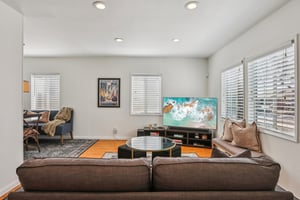 Faysmith Ave-S3009-009.jpg