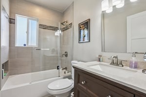 Faysmith Ave-S3009-021.jpg