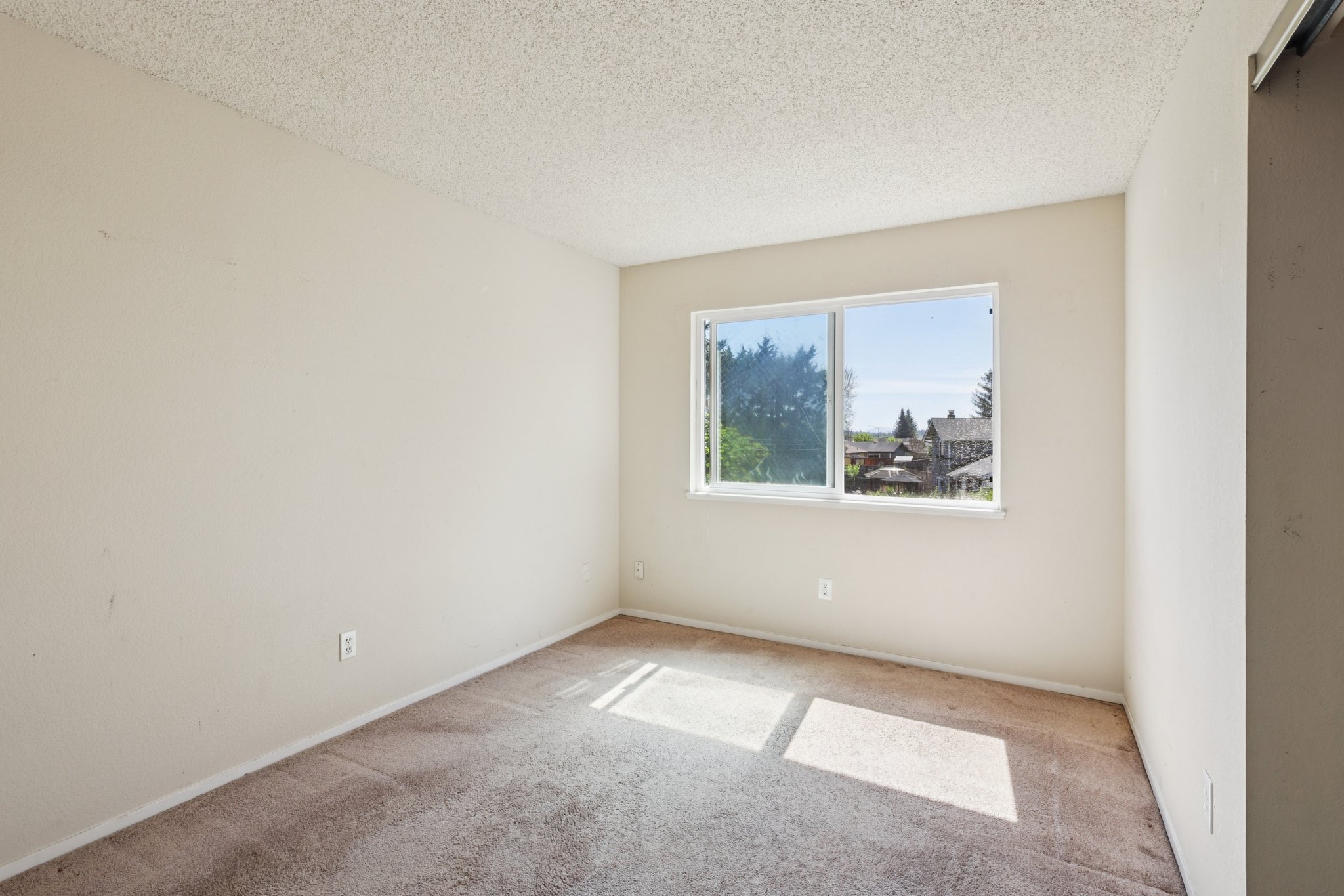 Holly Ave-S2403-021.jpg