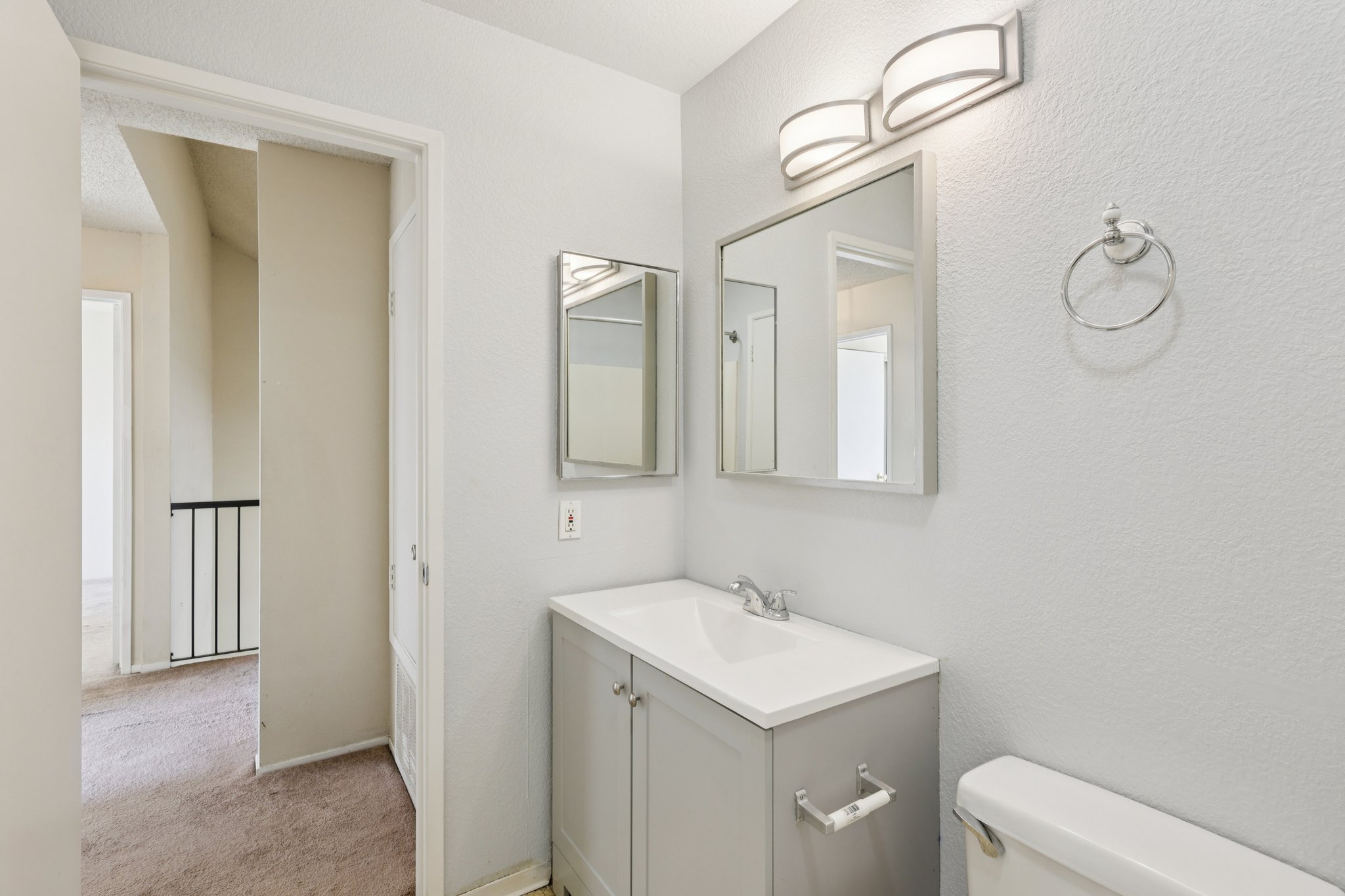 Holly Ave-S2403-024.jpg